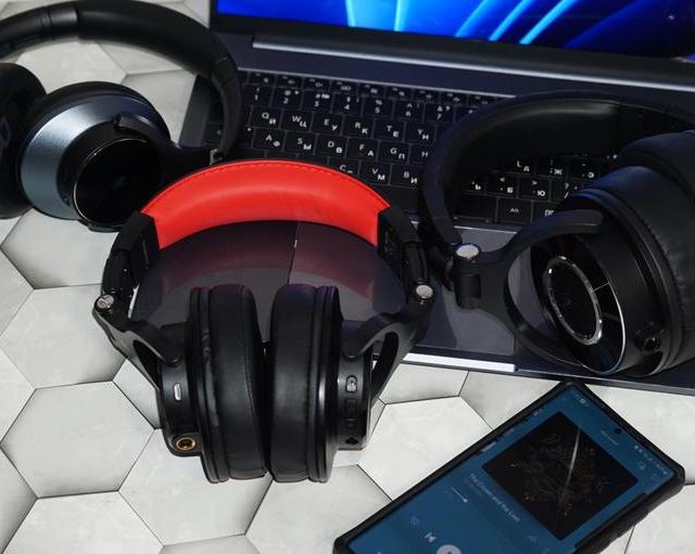 Для игры за компьютером. Подборка наушников закрытого типа — беспроводные и проводные