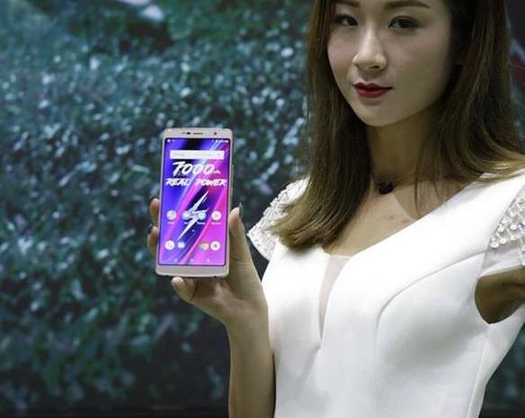 Недорогие смартфоны  LEAGOO с Aliexpress